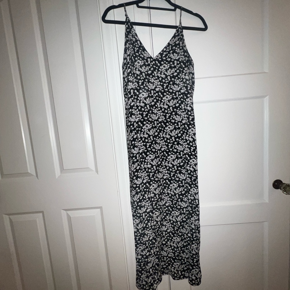 GAP Black and White Floral Maxi Dress